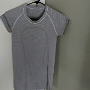 Lululemon shirt
